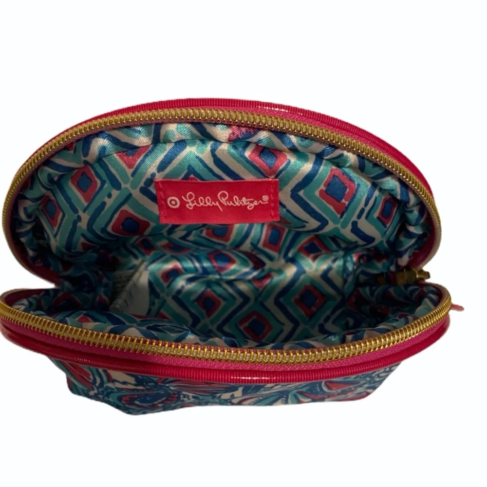 Lilly Pulitzer My Fans Print Round Top Travel Bag - Picture 4 of 5